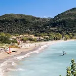 Apollon Apartment